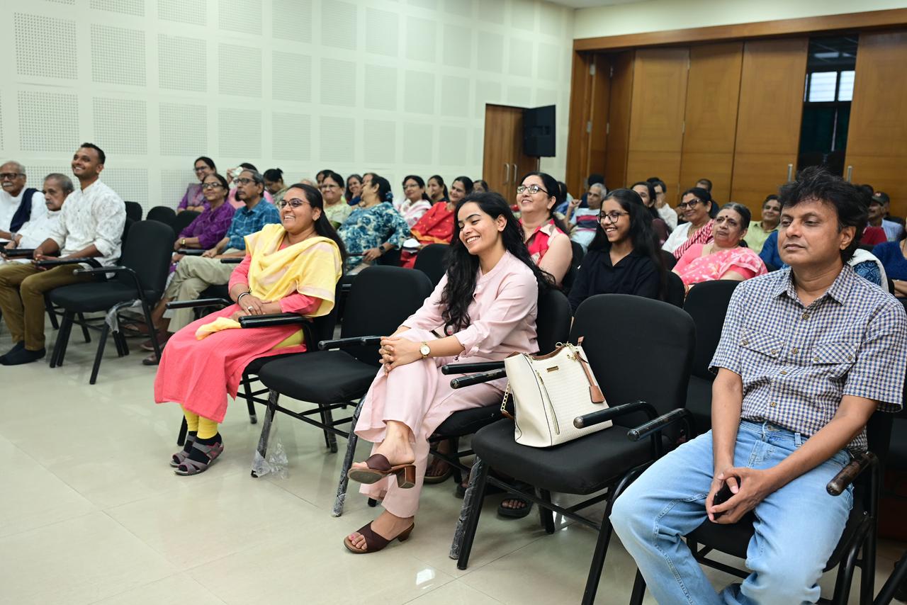 Launch of Gujarati Novel Parmasiddha – Inspiring Gujarati Literary Event Image