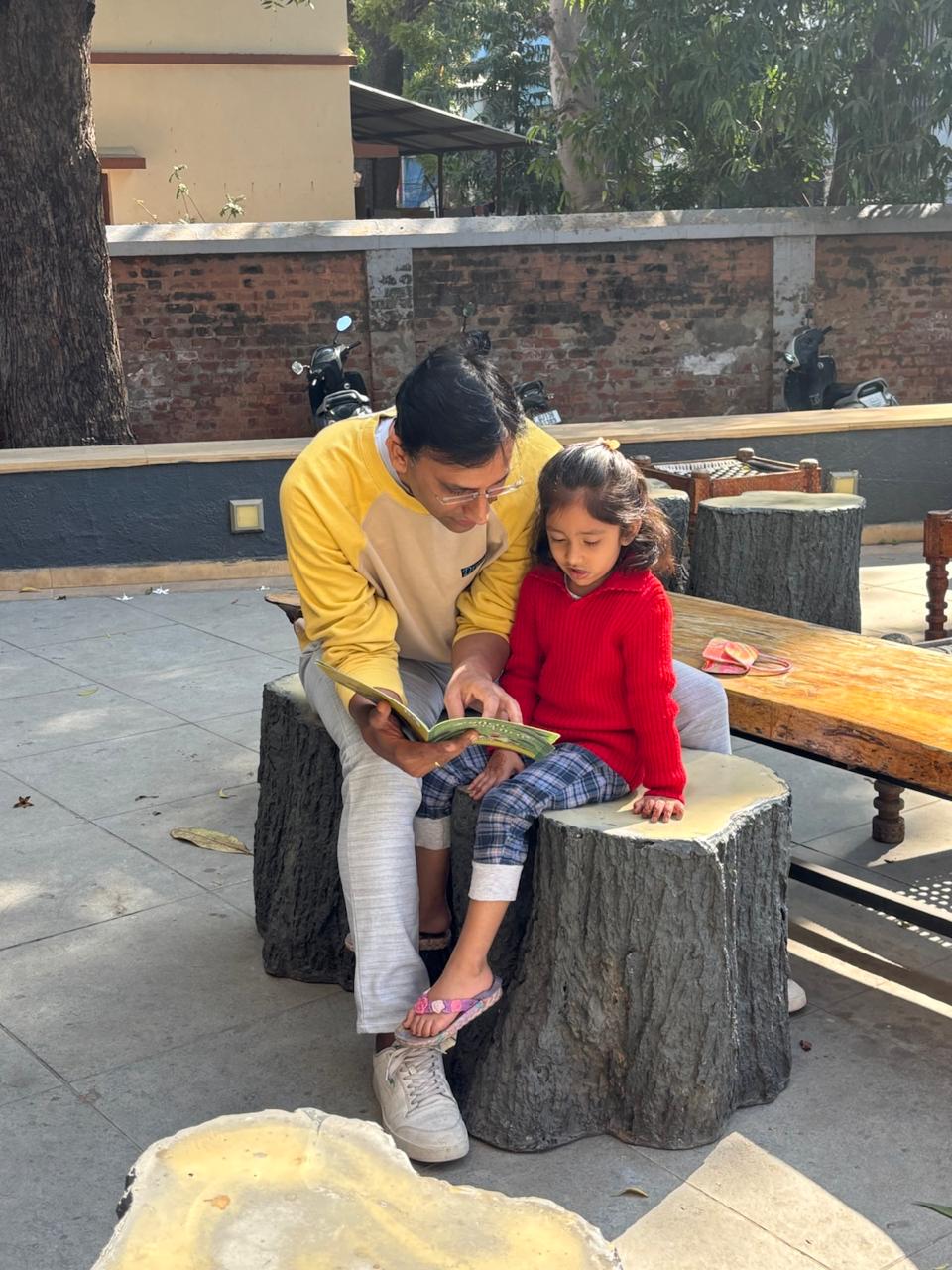 Meet with Gujarati author Ram Mori Image