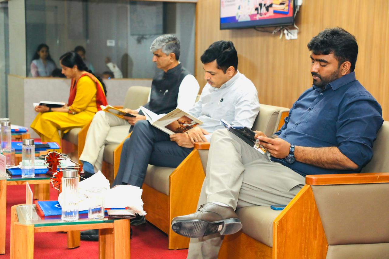 READ2INNOVATE – The Group Reading Initiative Image