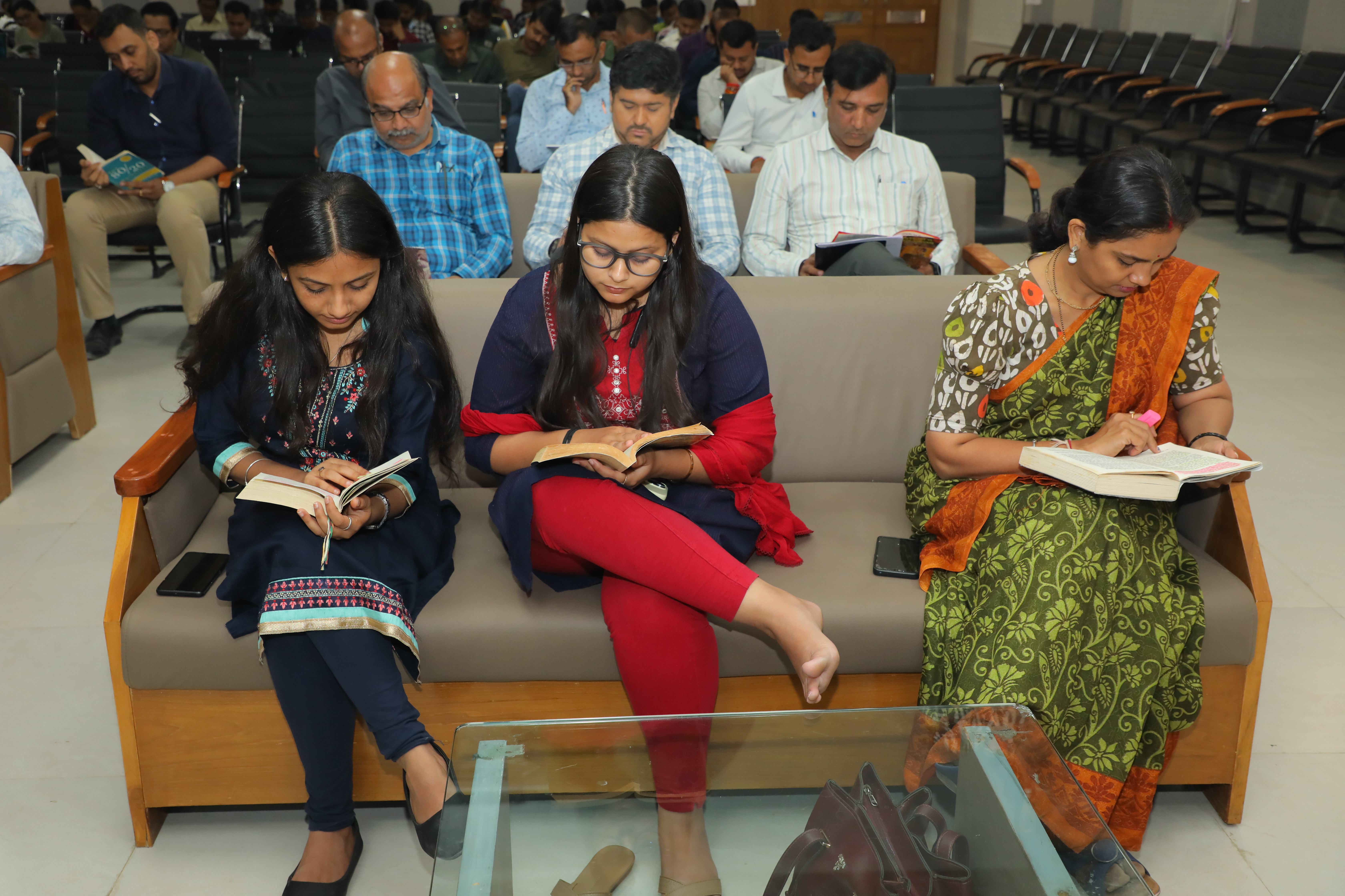 READ2INNOVATE – The Group Reading Initiative Image